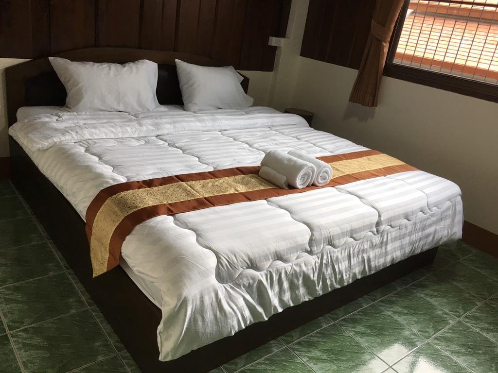 Phrasing Guesthouse Csiangmaj Kültér fotó